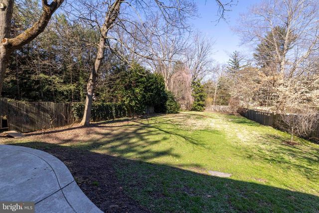 323 E GOWEN AVE, Philadelphia, PA 19119