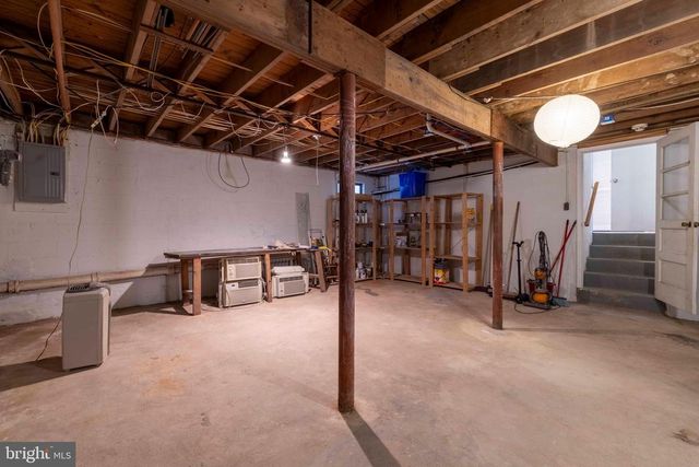 323 E GOWEN AVE, Philadelphia, PA 19119