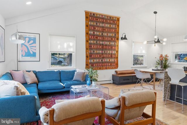 323 E GOWEN AVE, Philadelphia, PA 19119