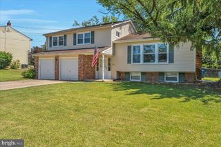 1105 HUDSON AVE, Voorhees, NJ 08043