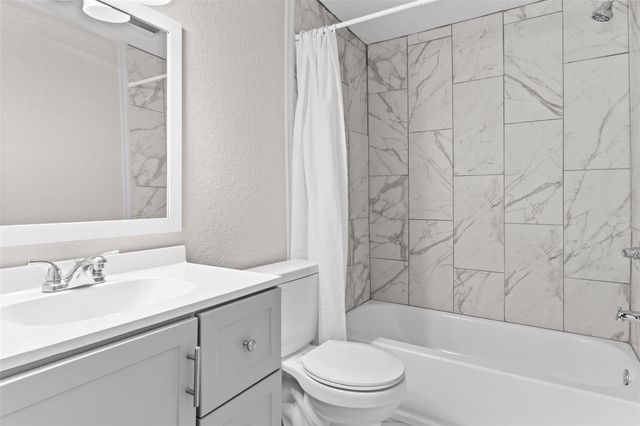 3547 CR 405, Lake Panasoffkee, FL 33538