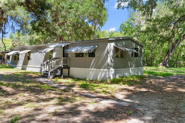 3547 CR 405, Lake Panasoffkee, FL 33538
