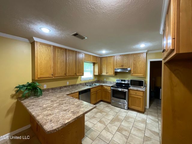 814 Windsor Road, Grenada, MS 38901