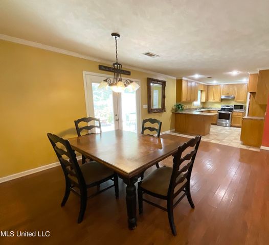 814 Windsor Road, Grenada, MS 38901