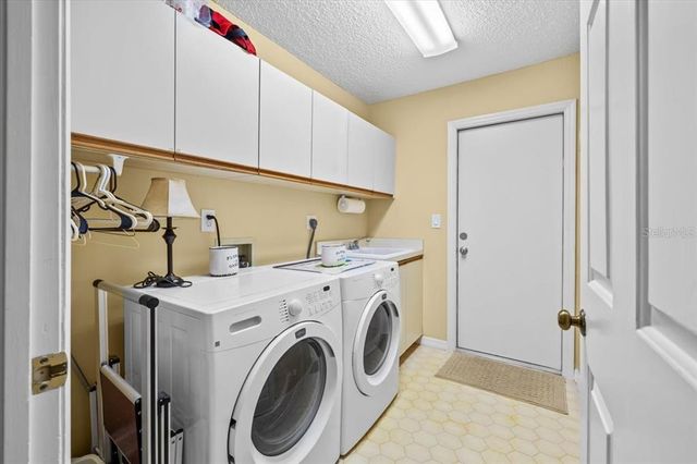 235 WOODRIDGE CIRCLE, Oldsmar, FL 34677