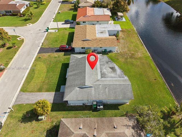 9306 NW 80th St, Tamarac, FL 33321