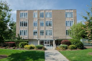 1028 Farmington Avenue APT 1C, West Hartford, CT 06107