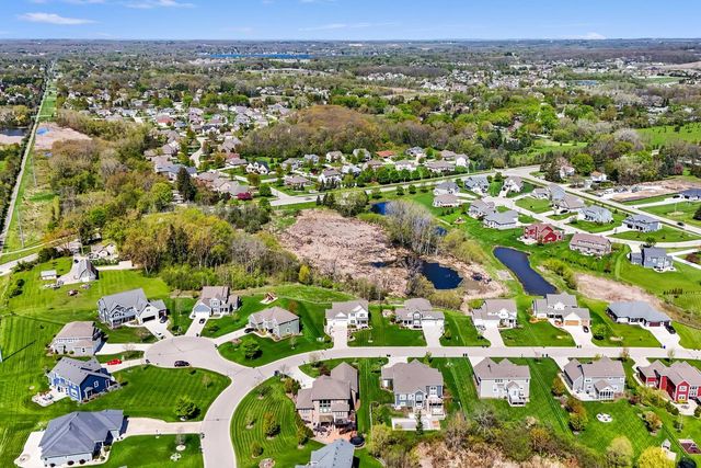W142S7831 Freedom AVENUE, Muskego, WI 53150