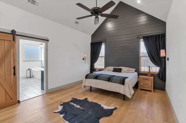 1250 Turpin Lake Road, Poolville, TX 76487