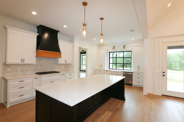 16511 Cooper Way, Tyler, TX 75703