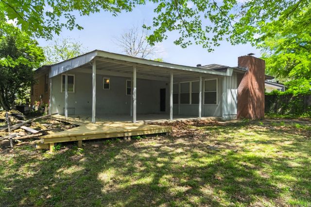 5509 Westminister Dr, Little Rock, AR 72209