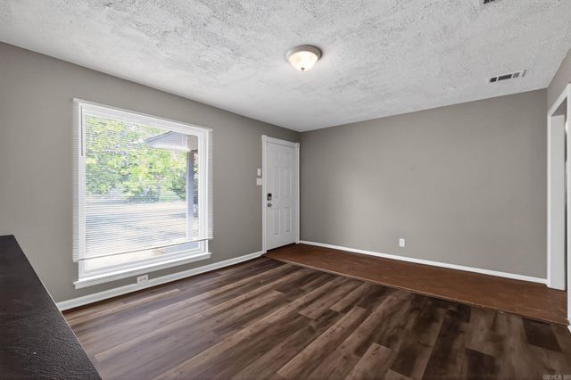 5509 Westminister Dr, Little Rock, AR 72209