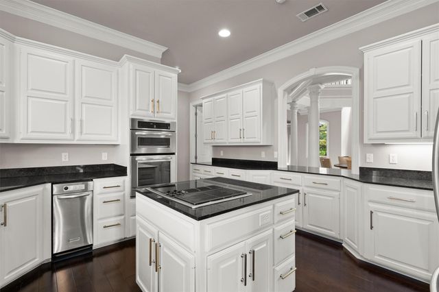 3735 Lost Creek BLVD, Austin, TX 78735