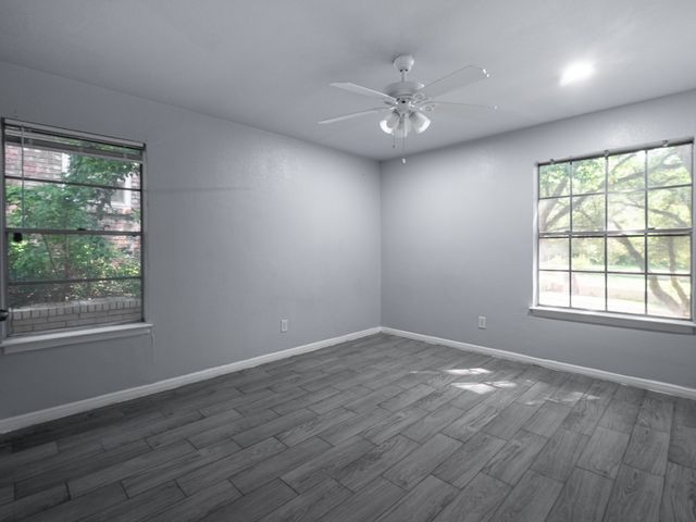 605 Blue Lake Drive, Fort Worth, TX 76103