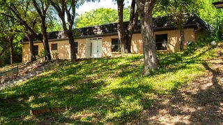 605 Blue Lake Drive, Fort Worth, TX 76103