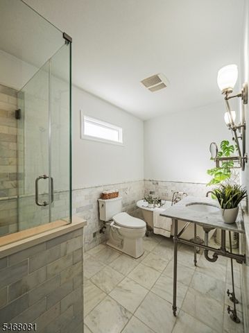 45 Betts Ave, Lawrence Twp., NJ 08648