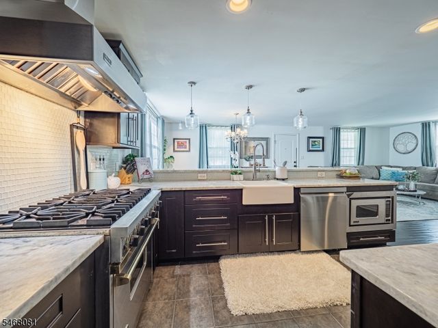 45 Betts Ave, Lawrence Twp., NJ 08648