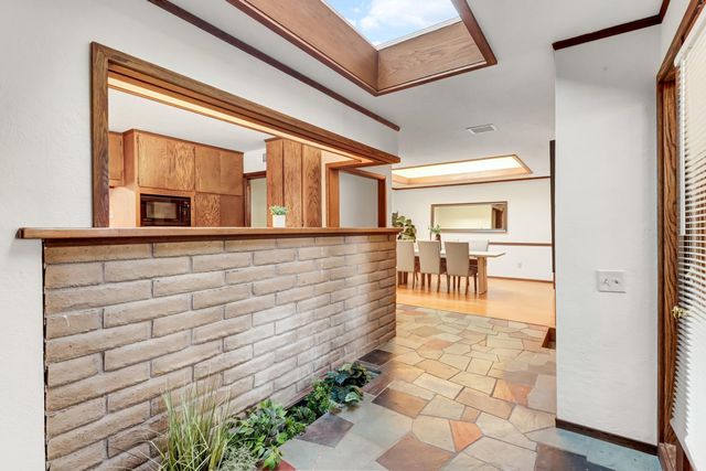 1302 Oak Ave, Davis, CA 95616