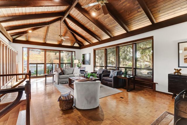 1302 Oak Ave, Davis, CA 95616