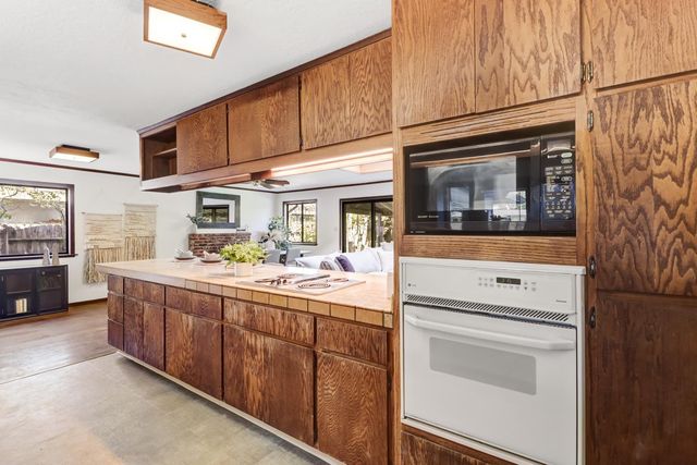 1302 Oak Ave, Davis, CA 95616