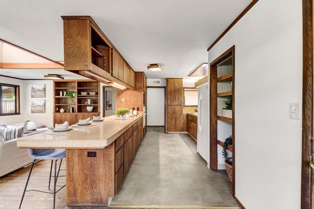 1302 Oak Ave, Davis, CA 95616