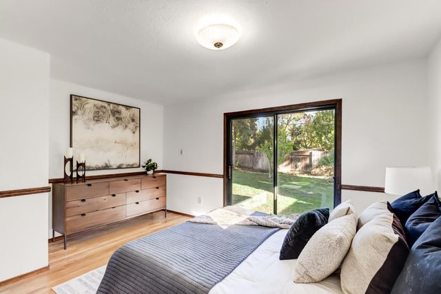 1302 Oak Ave, Davis, CA 95616