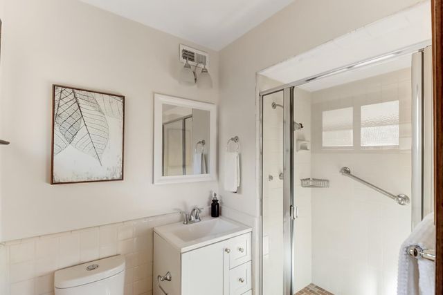 1302 Oak Ave, Davis, CA 95616