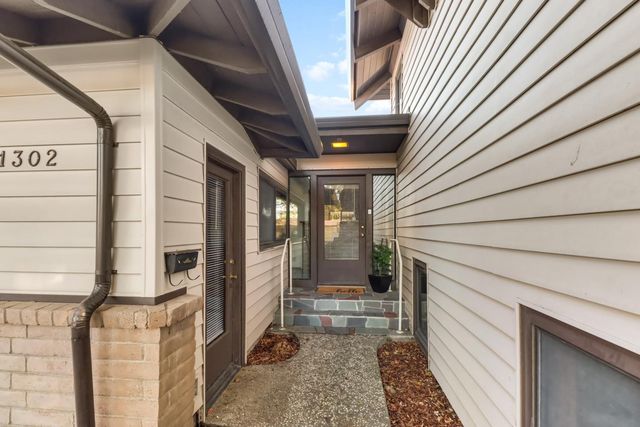 1302 Oak Ave, Davis, CA 95616