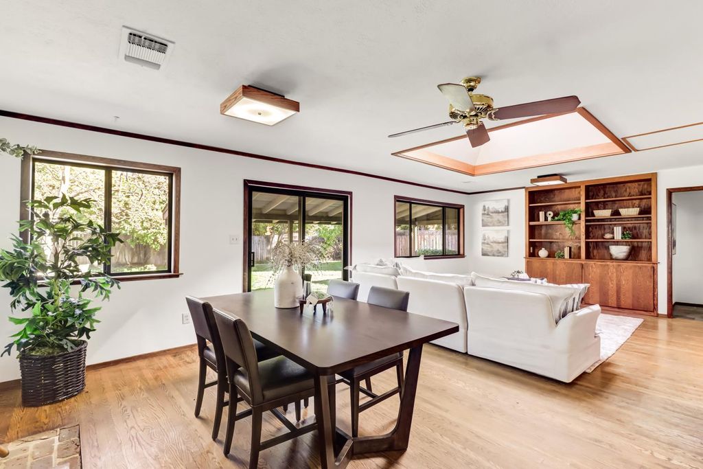 1302 Oak Ave, Davis, CA 95616