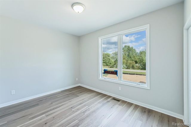 9758 Iosco Ridge Drive, Gregory, MI 48137