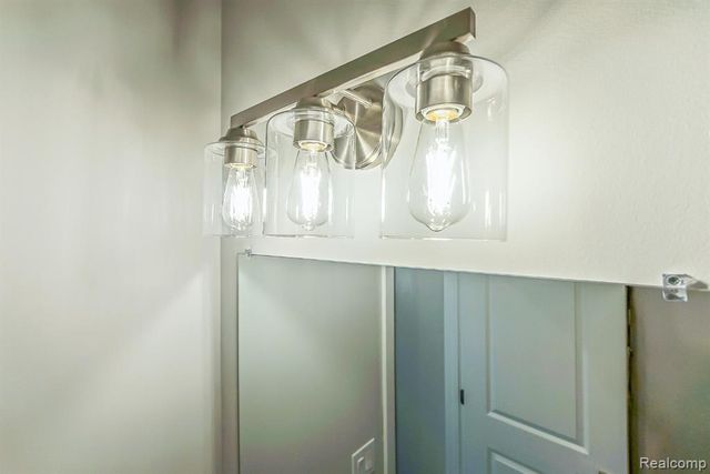 9758 Iosco Ridge Drive, Gregory, MI 48137