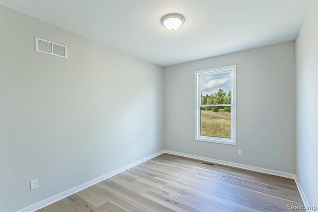 9758 Iosco Ridge Drive, Gregory, MI 48137