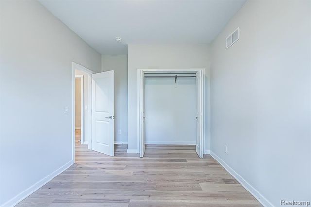 9758 Iosco Ridge Drive, Gregory, MI 48137