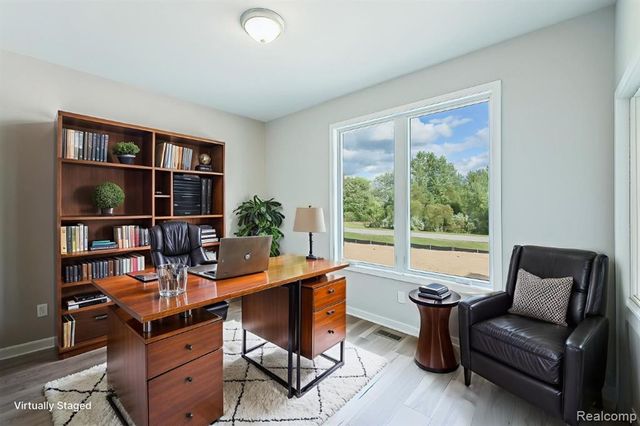 9758 Iosco Ridge Drive, Gregory, MI 48137