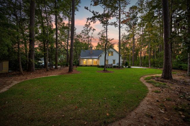 62 Makepeace Pl., Pawleys Island, SC 29585