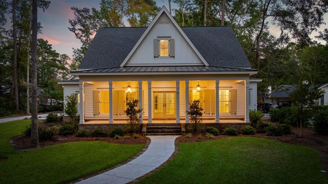 62 Makepeace Pl., Pawleys Island, SC 29585
