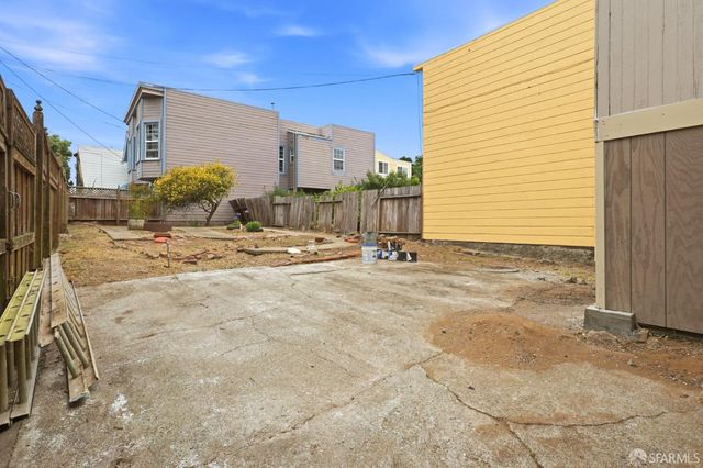 201 Gennessee Street, San Francisco, CA 94112