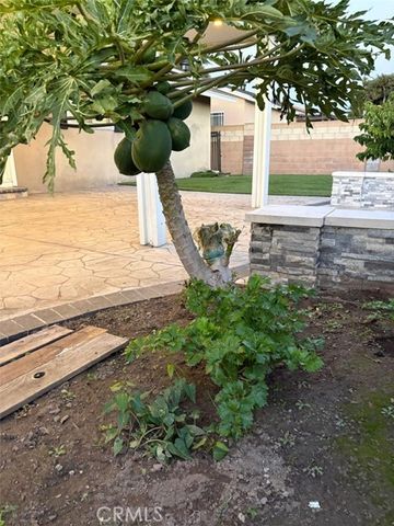 5410 W Davit Avenue, Santa Ana, CA 92704