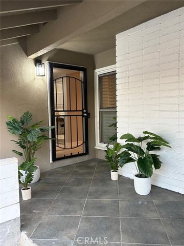 5410 W Davit Avenue, Santa Ana, CA 92704