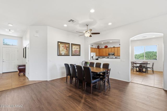 6769 W Fishermans Drive, Tucson, AZ 85757