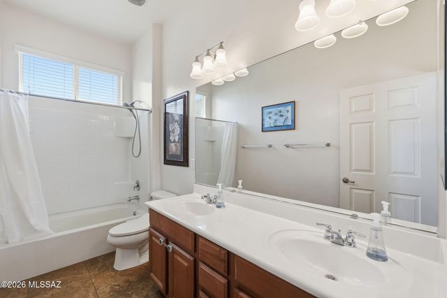 6769 W Fishermans Drive, Tucson, AZ 85757