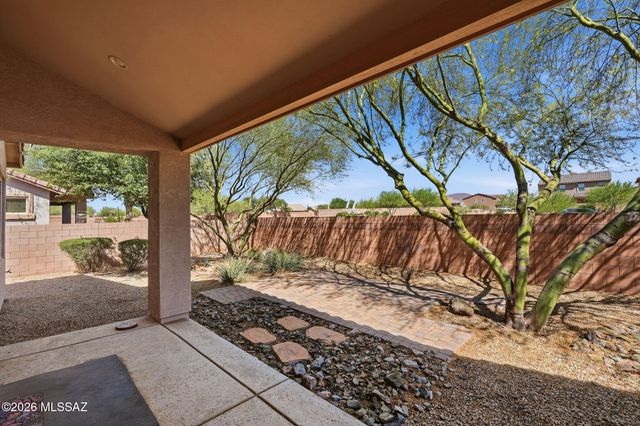 6769 W Fishermans Drive, Tucson, AZ 85757