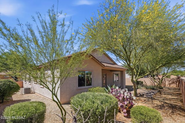 6769 W Fishermans Drive, Tucson, AZ 85757