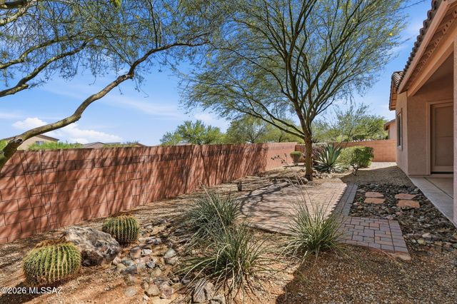 6769 W Fishermans Drive, Tucson, AZ 85757