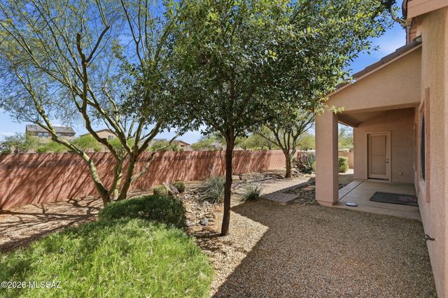 6769 W Fishermans Drive, Tucson, AZ 85757