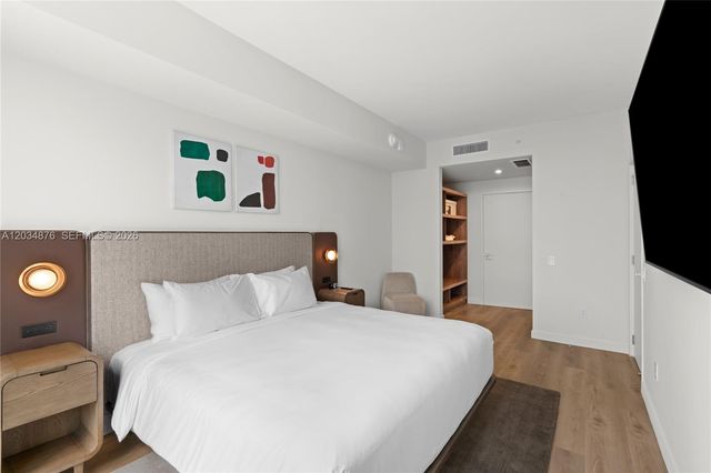 1611 SW 2nd Avenue 816, Miami, FL 33129