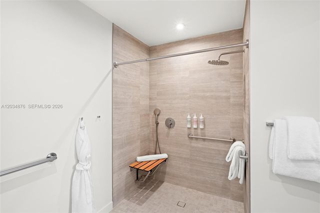 1611 SW 2nd Avenue 816, Miami, FL 33129