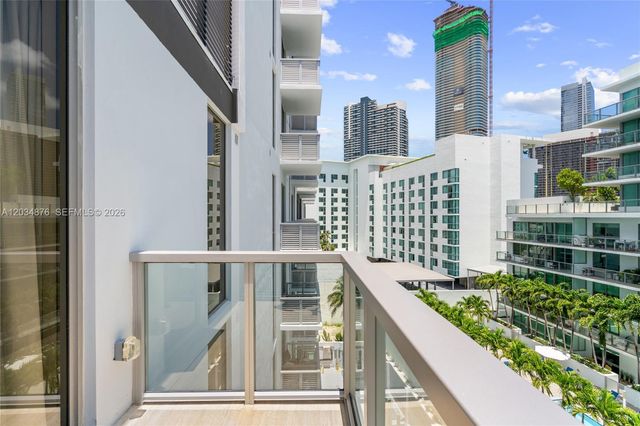 1611 SW 2nd Avenue 816, Miami, FL 33129
