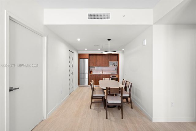 1611 SW 2nd Avenue 816, Miami, FL 33129