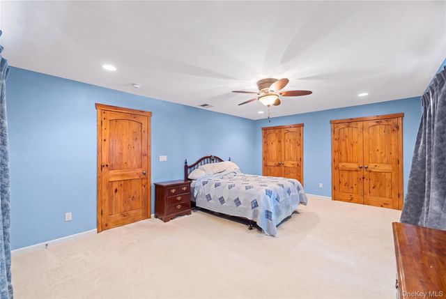 81 Wilson Avenue, Amityville, NY 11701